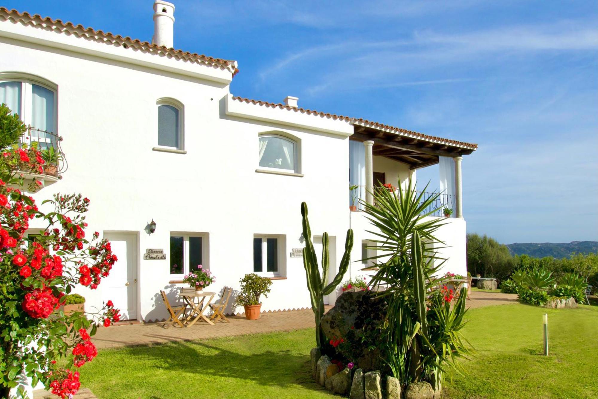 La Dimora Di Amaranta Apartman Baja Sardinia Kültér fotó