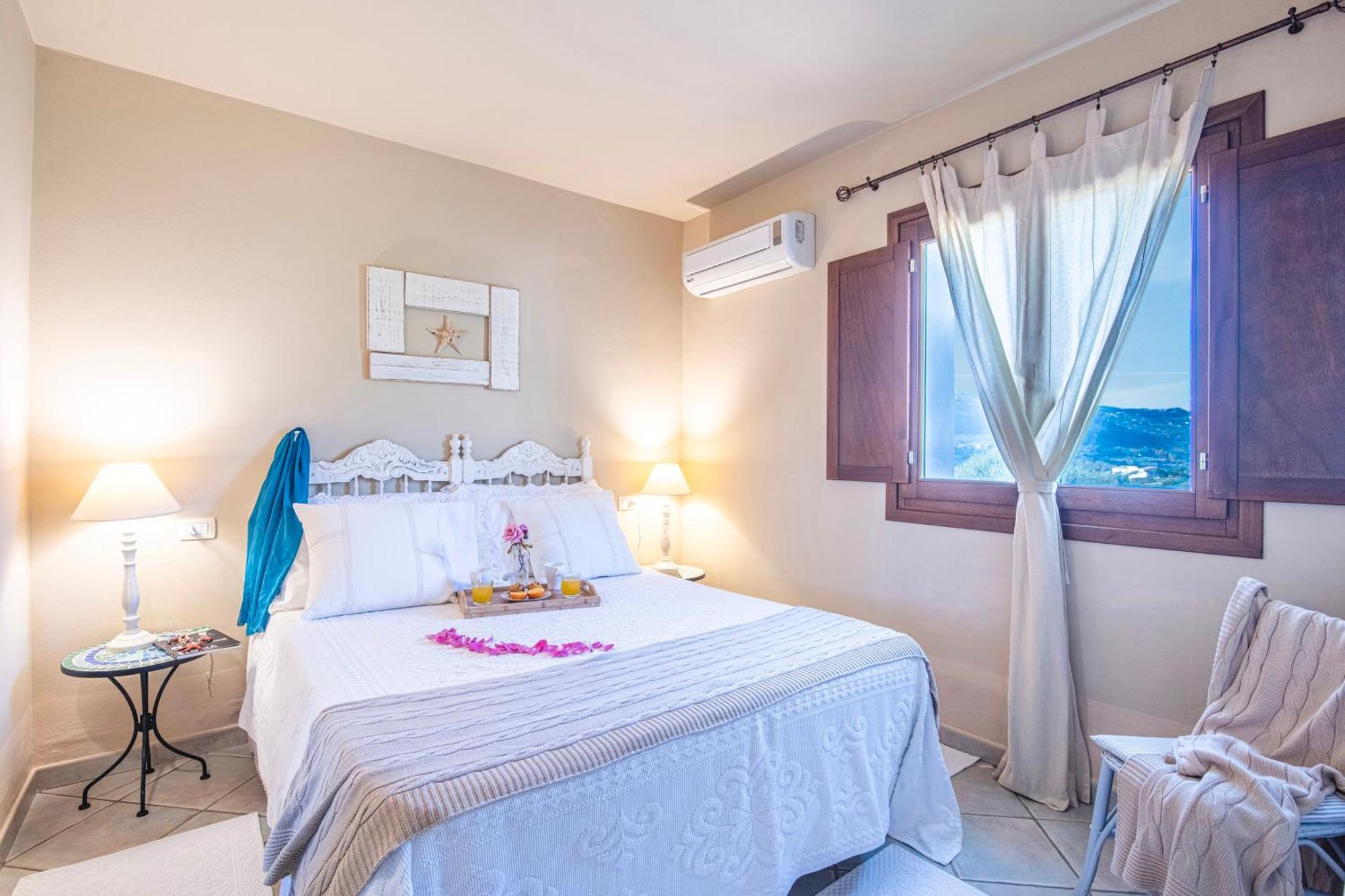 La Dimora Di Amaranta Apartman Baja Sardinia Kültér fotó